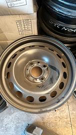 CERCHI USATI RAGGIO 15 POLLICI FIAT Punto - CPC398