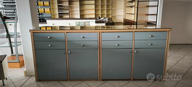 Scafalature per negozio