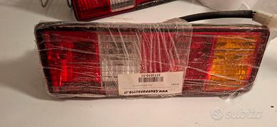 faro posteriore sx  gladiator victoria