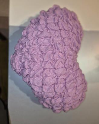 peluche cuore rosa per divano