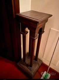 Colonnina porta vaso a tempietto