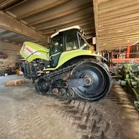 trattore claas