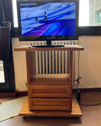 Mobili televisione e telefono