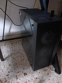 Postazione  gaming fascia alta
