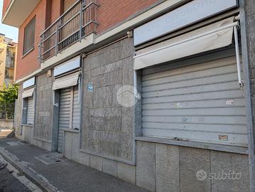 NEGOZIO A LA LOGGIA