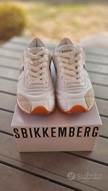 Stupende Bikkembergs in pelle nuove.