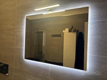 Specchio con led