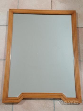 Specchio con cornice in legno - 10