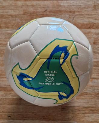 Pallone Adidas Fevernova