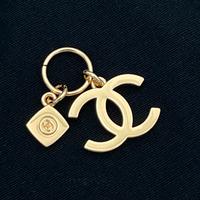 Chanel ciondolo charm oro dorato metallo collana