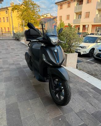 Piaggio Beverly S 400