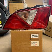 FARO POSTERIORE SX SEAT ORIGINALE