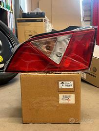 FARO POSTERIORE SX SEAT ORIGINALE