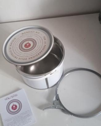 Porta biscotti con chiusura ermetica
