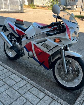 Yamaha FZR 600 genesis