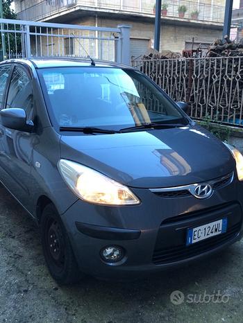 HYUNDAI i10 1ª serie - 2011