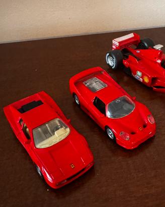 Ferrari 512 TR + F50. Scala 1:38 Maisto