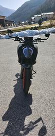 KTM DUKE 390