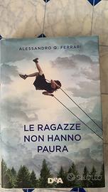 Libro le ragazze non hanno paura