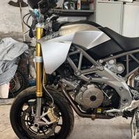 Ricambi DORSODURO 750