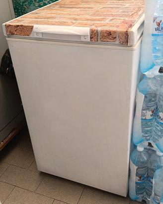 congelatore a pozzetto 