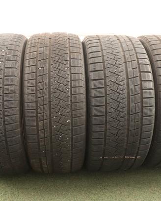 Gomme Triangle 225 45 18 245 40 18 inverno