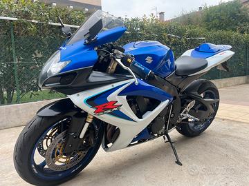 Suzuki - GSXR 600 - K6