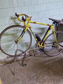 BICICLETTA  DA CORSA  D'EPOCA VINTAGE ANNI 90