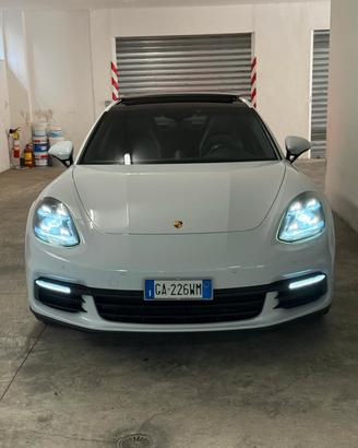 Porsche Panamera 2.9 4 E-Hybrid 10 years Edition