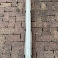 Lampade al neon da soffitto