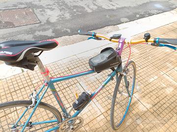 Bici da corsa Modificata e restaurata 