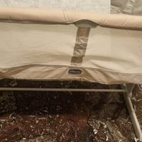 culla chicco next to me