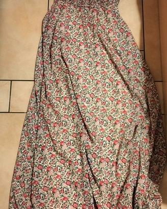 Vestito monospalla con etichetta