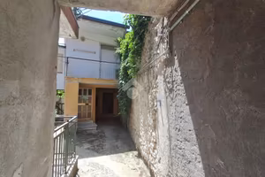 3 LOCALI A GROTTOLELLA