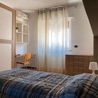 Stanza per studentesse Bari via trento