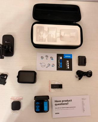 GoPro hero 10 Black + Accessori e custodia.