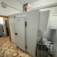 Cella frigorifera marca JKS