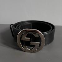 Cintura Gucci misura 80/32.
