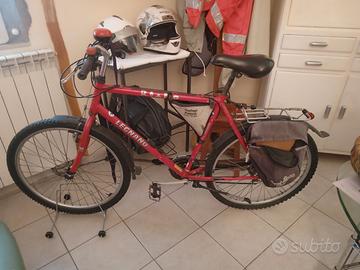 BICICLETTA LEGNANO MODELLO "ROAMO"