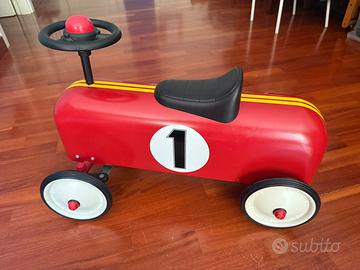 Auto vintage cavalcabile