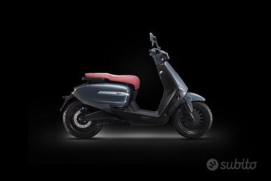 SCOOTER TENNIS BENZINA 125 cc - 2025