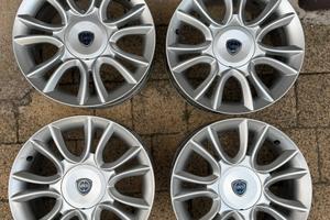 Set 4 Cerchi in Lega Originali Lancia 16” - Ottime
