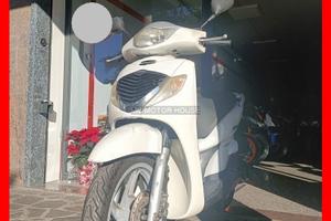 HONDA SH 125 /euro3/RATE NO BUSTA PAGA/PATENTE B/