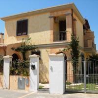 °°° villa con giardino °°°