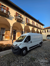 Andrea traslochi trasporti sgomberi