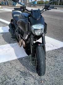 ducati diavel dark