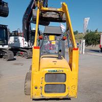 Minipala gommata Komatsu SK815