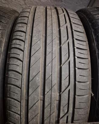 BRIDGESTONE TURANZA 215/50 r18