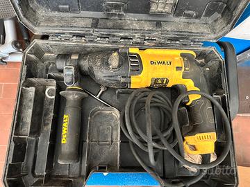 DEWALT D25144K-QS Tassellatore SDS-Plus,