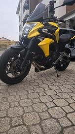 Kawasaki ER 6N - 2012